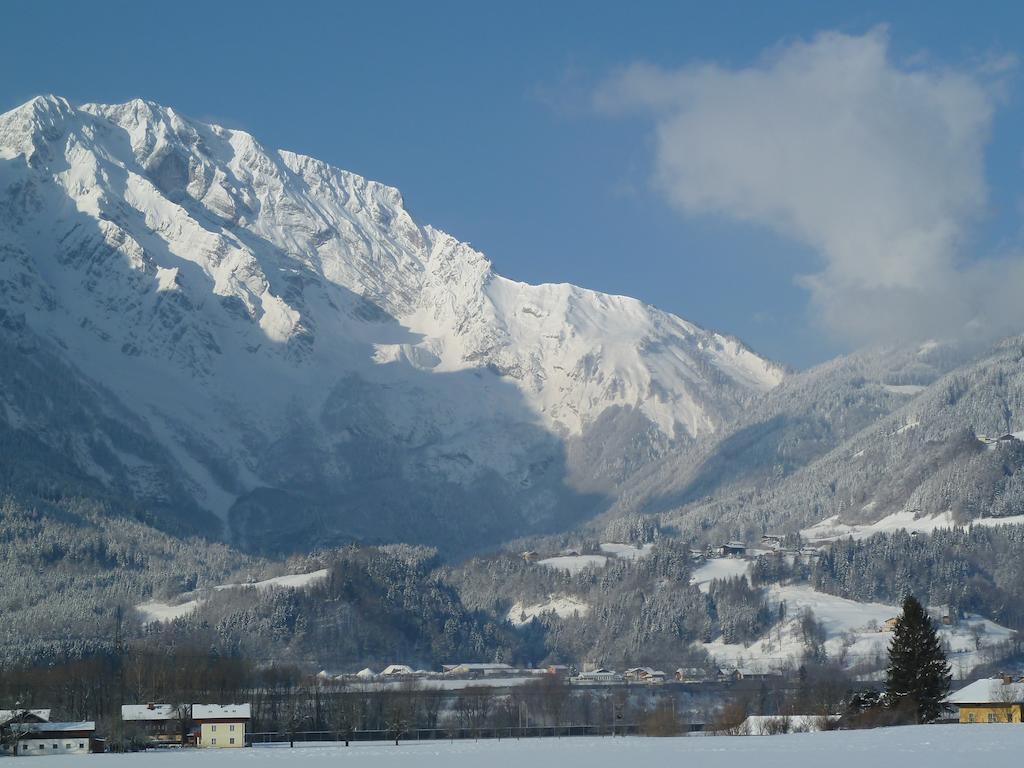 Pension Schone Aussicht Kuchl Esterno foto