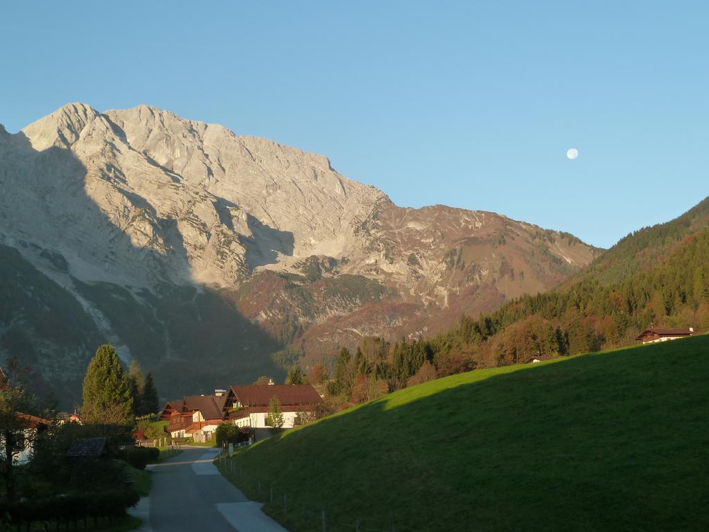 Pension Schone Aussicht Kuchl Esterno foto